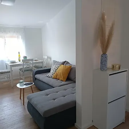 Apartman Dona דירה