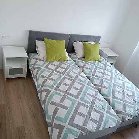 Apartman Dona *